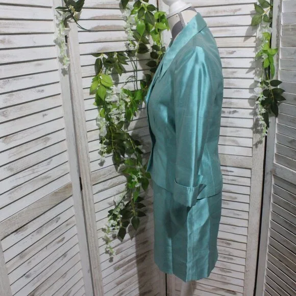 RARE FIND VINTAGE Banu silk suit jacket/skirt (1503) - Picture 4 of 12
